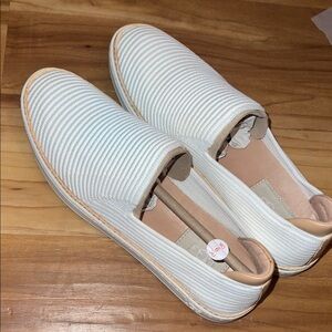 UGG Cream Slip-On Women Flats